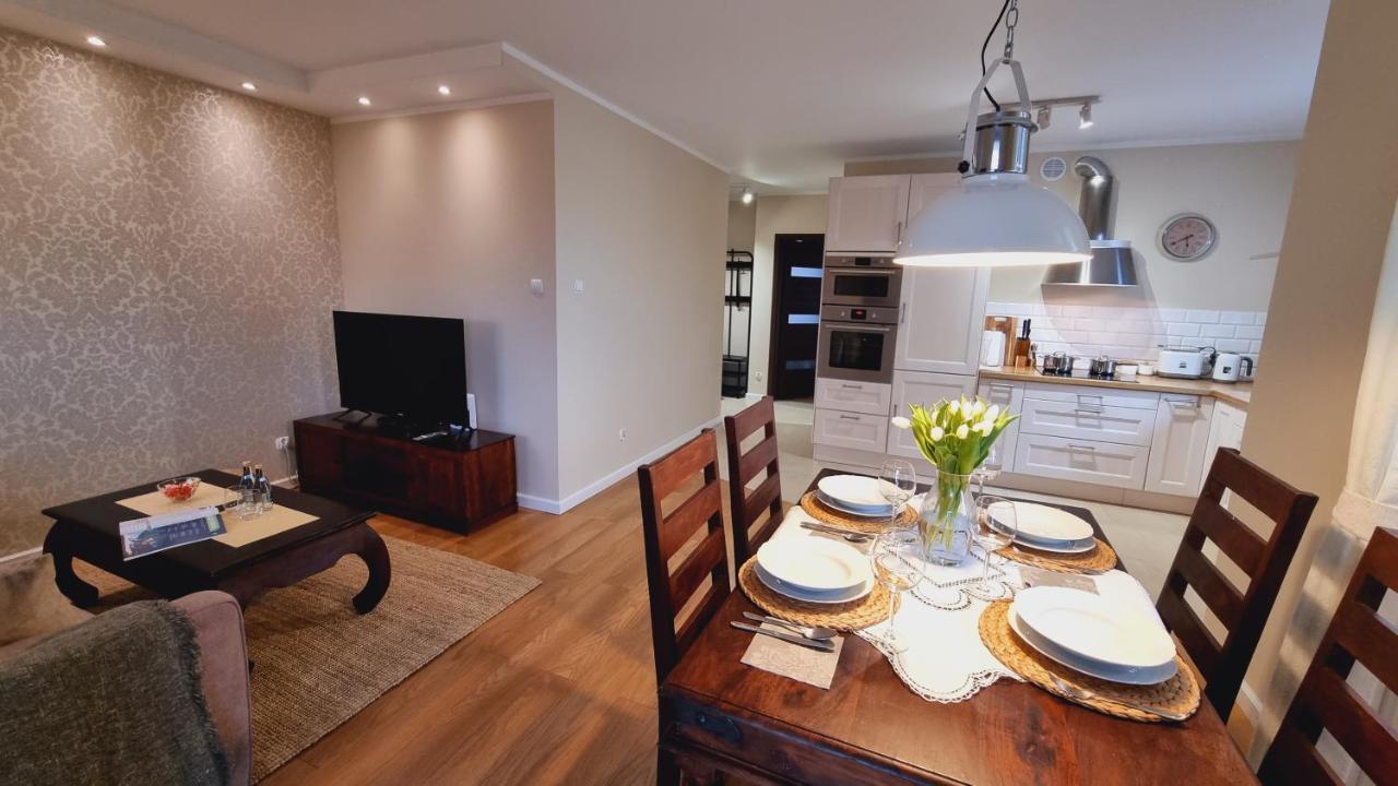 Two Garden Apartment, Apartament z dwoma tarasami i ogrodkami Polanica-Zdrój Zewnętrze zdjęcie