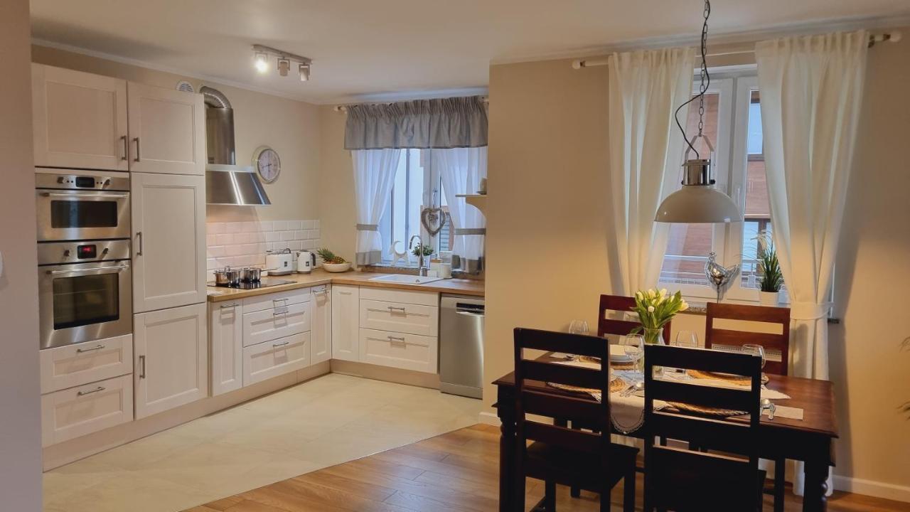 Two Garden Apartment, Apartament z dwoma tarasami i ogrodkami Polanica-Zdrój Zewnętrze zdjęcie