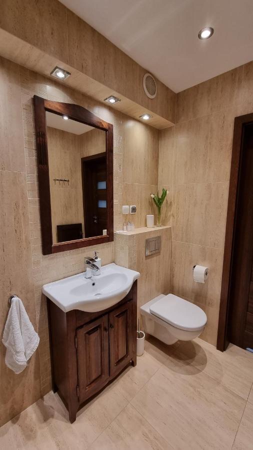 Two Garden Apartment, Apartament z dwoma tarasami i ogrodkami Polanica-Zdrój Zewnętrze zdjęcie